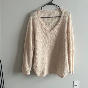 BUNDLE ONLY - 2+ ITEMS

SHEIN Cream V-Neck Sweater for Women